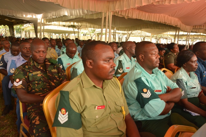 Jenerali Venance Mabeyo akutana na Maafisa, Askari na Watumishi wa Umma 